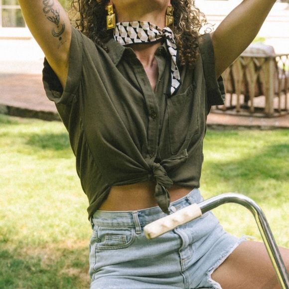 EUC Jackson Rowe Lanai Seaweed Top - Picture 2 of 3